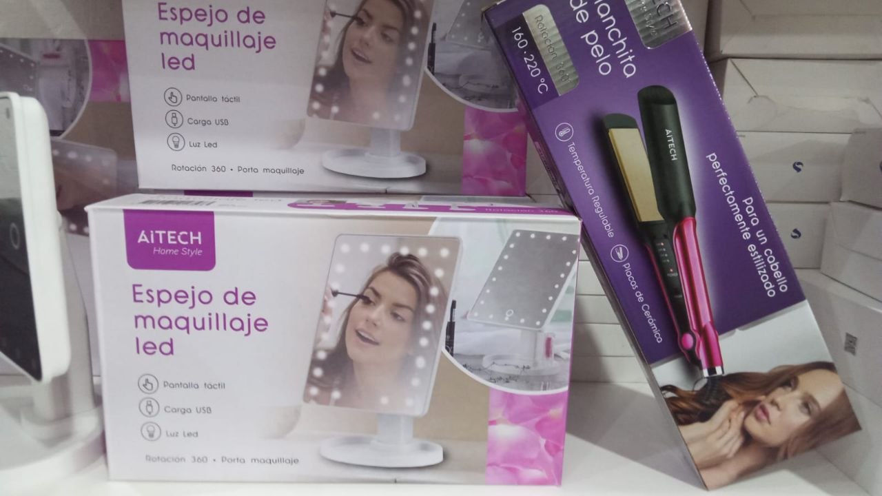 Espejo LED + Planchita